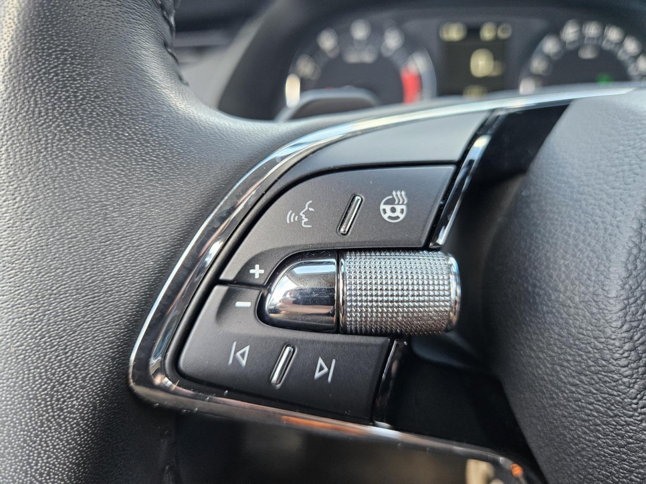 Octavia Combi 1.5 TSI DSG Ambition AHK LED KLIMA - Bild 25