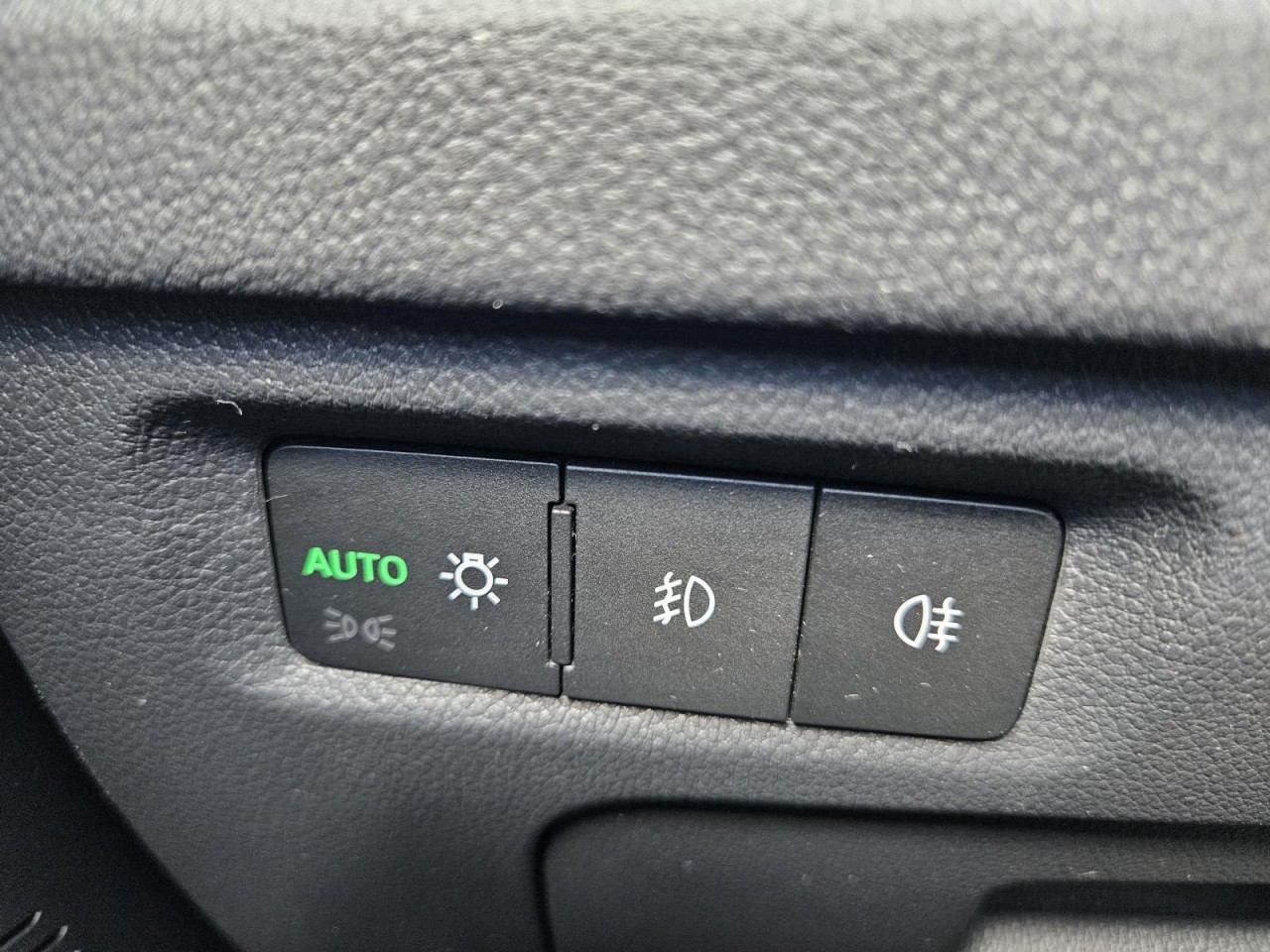 Octavia Combi 1.5 TSI DSG Ambition AHK LED KLIMA - Bild 6