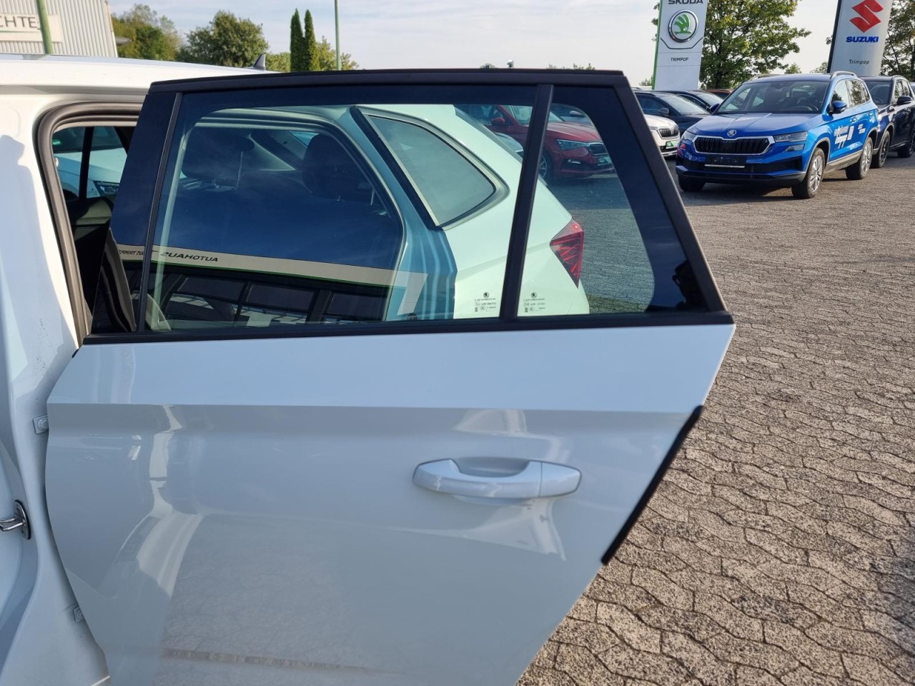 Scala 1.5 TSI DSG Tour ACC LED KLIMA SHZ - Bild 4