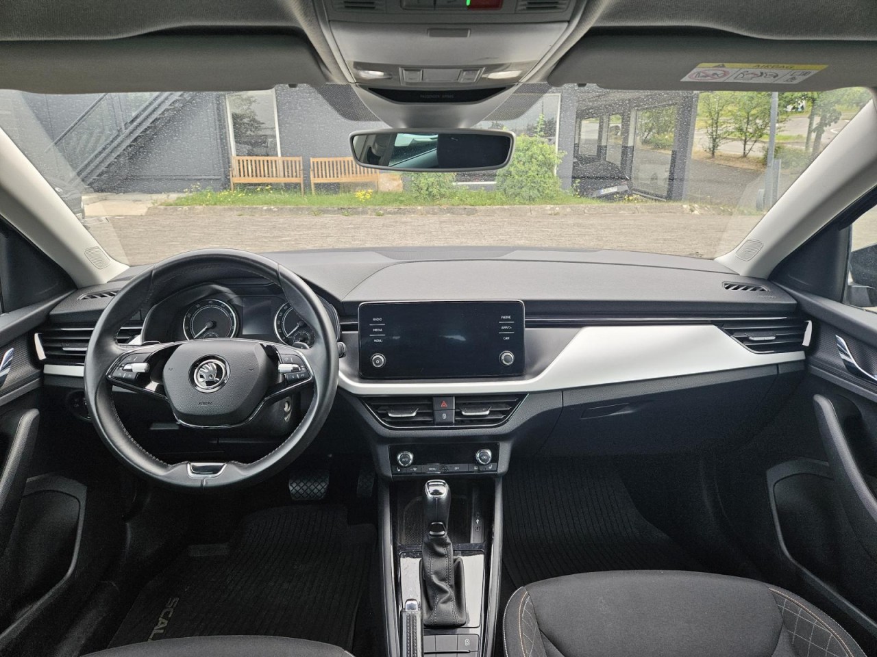 Scala 1.5 TSI DSG Drive 125 AHK KLIMA KAM LED - Bild 7