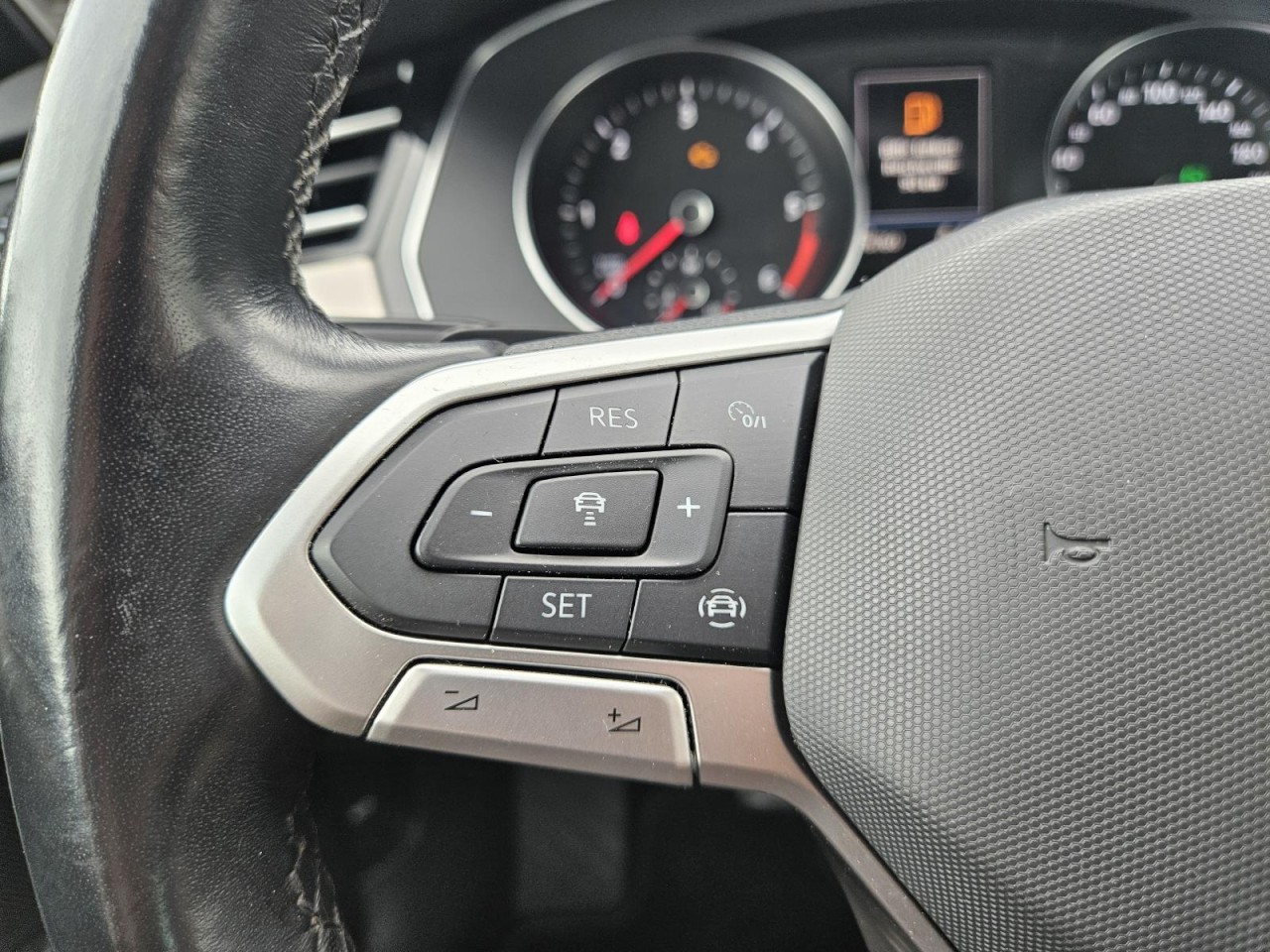 Passat Variant 2.0 TDI Elegance AHK KAM NAV KLIM - Bild 26