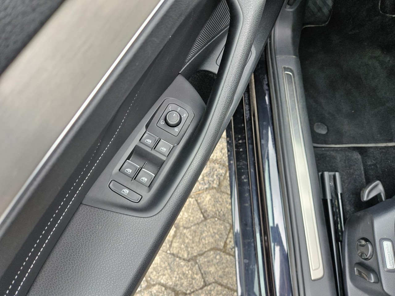 Passat Variant 2.0 TDI Elegance AHK KAM NAV KLIM - Bild 5