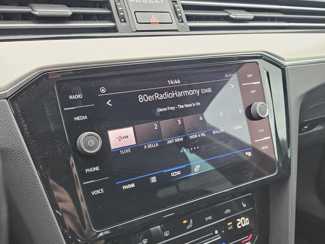 Passat Variant 2.0 TDI Elegance AHK KAM NAV KLIM - Bild 8