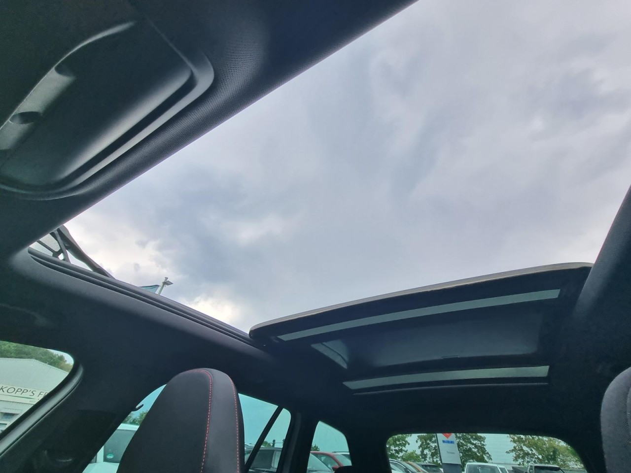 Octavia Combi 2.0 TDI RS 4×4 PANO KLIMA NAV LED - Bild 16