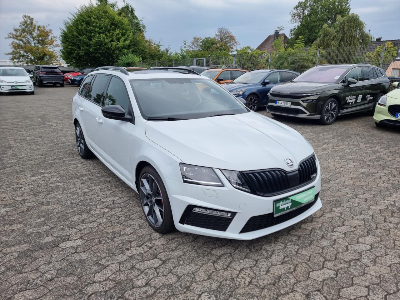 Octavia Combi 2.0 TDI RS 4×4 PANO KLIMA NAV LED - Bild 3