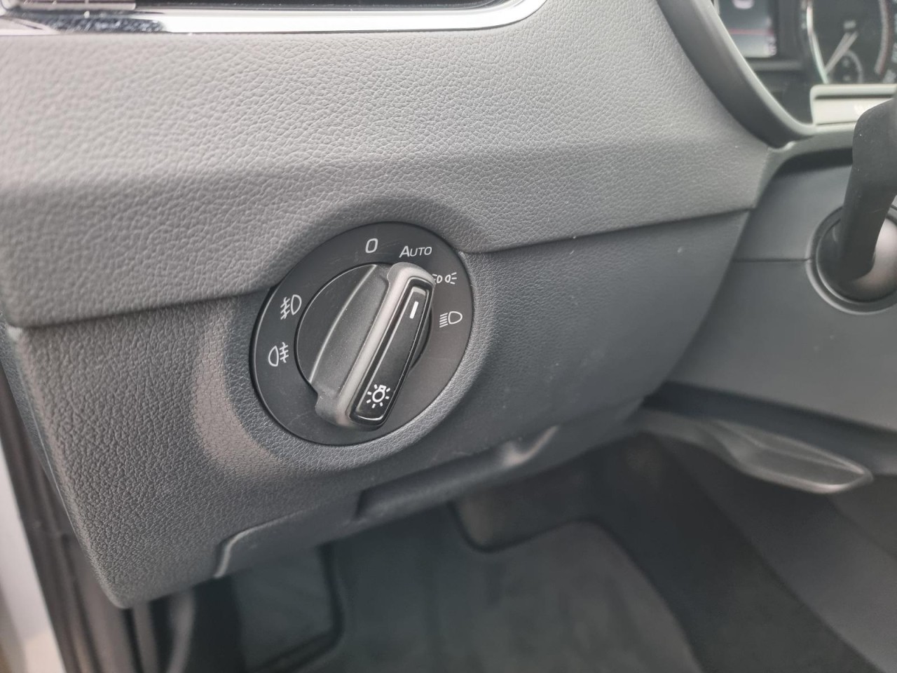 Octavia Combi 2.0 TDI RS 4×4 PANO KLIMA NAV LED - Bild 7