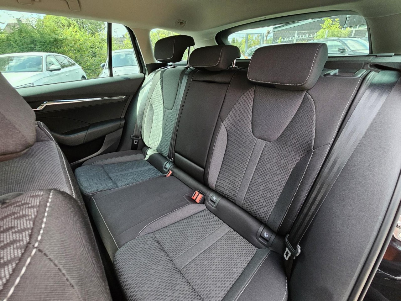Octavia Combi 2.0 TSI Style 4×4 AHK KLIMA NAV - Bild 16