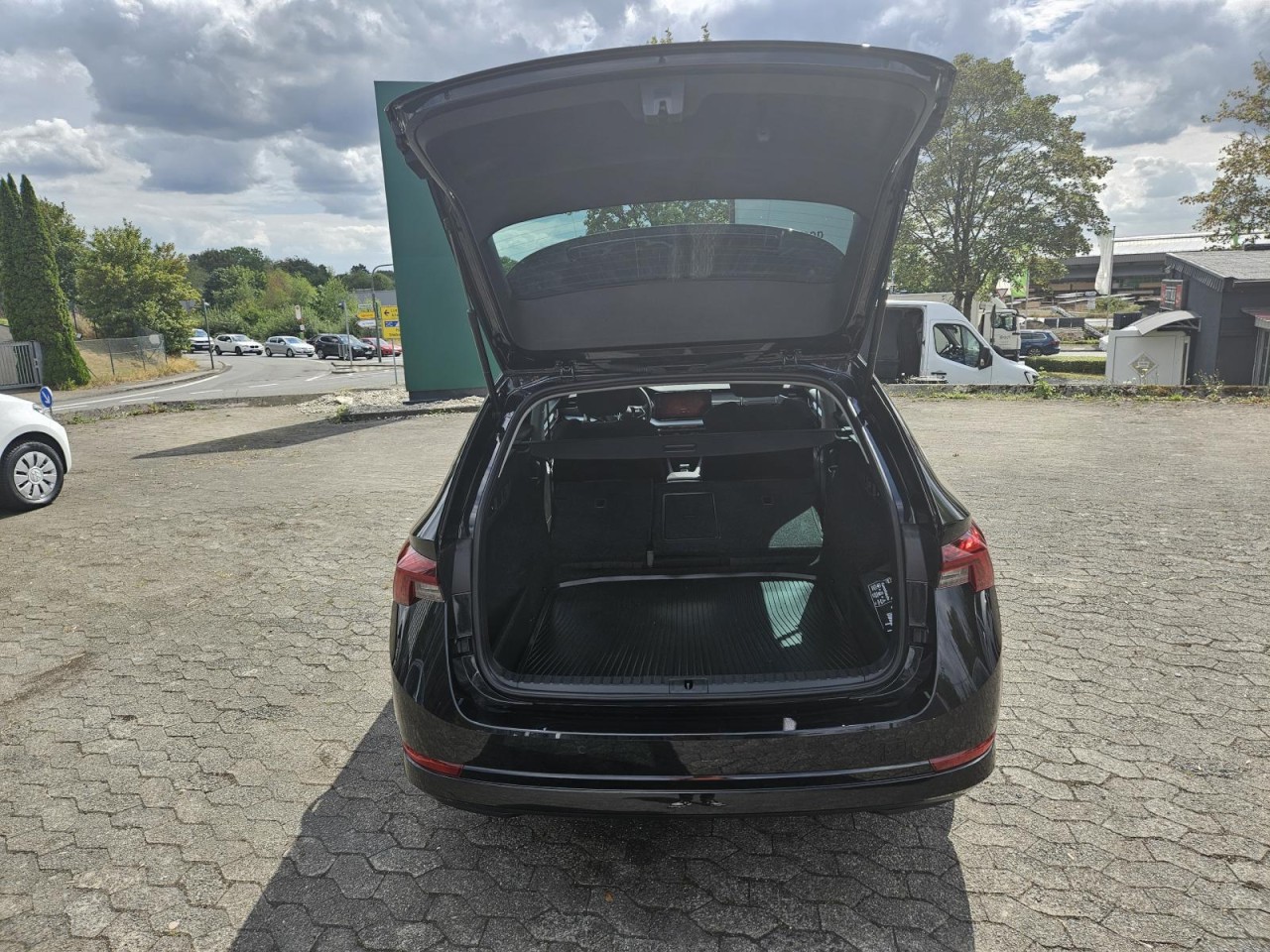 Octavia Combi 2.0 TSI Style 4×4 AHK KLIMA NAV - Bild 20