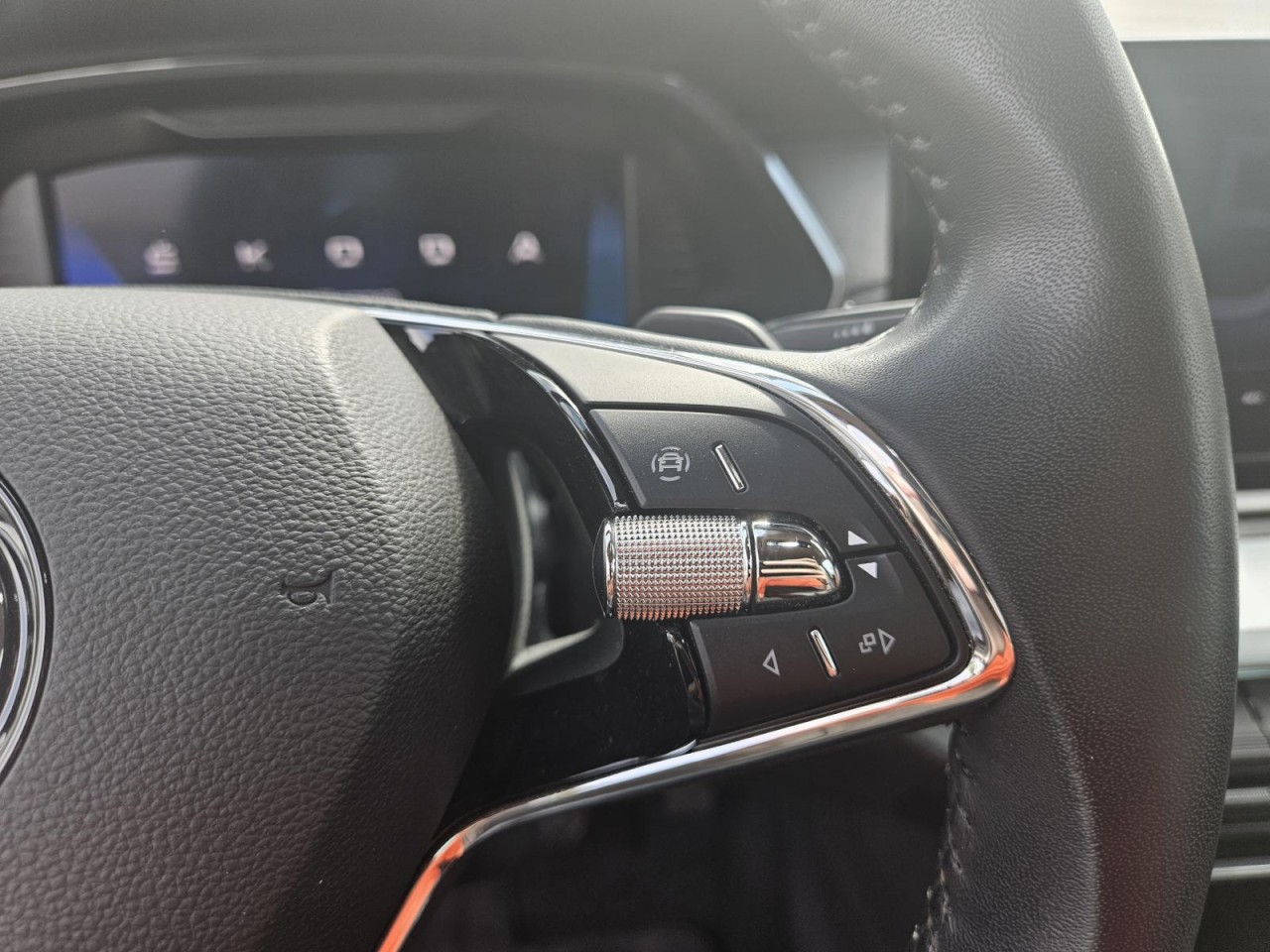 Octavia Combi 2.0 TSI Style 4×4 AHK KLIMA NAV - Bild 29