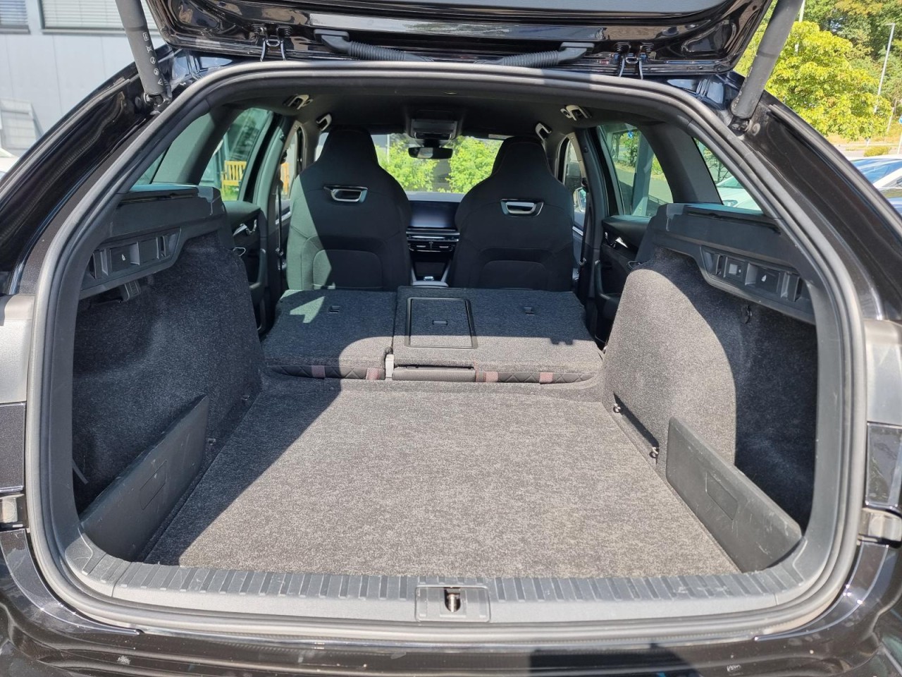 Octavia Combi 2.0 TSI RS NAV KAM KLIMA LED SHZ - Bild 20