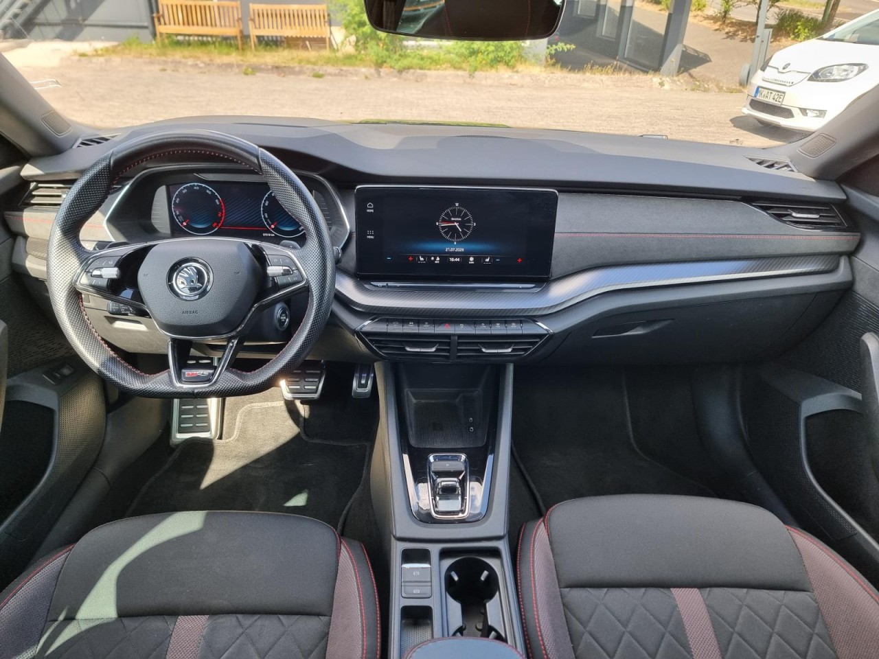 Octavia Combi 2.0 TSI RS NAV KAM KLIMA LED SHZ - Bild 7
