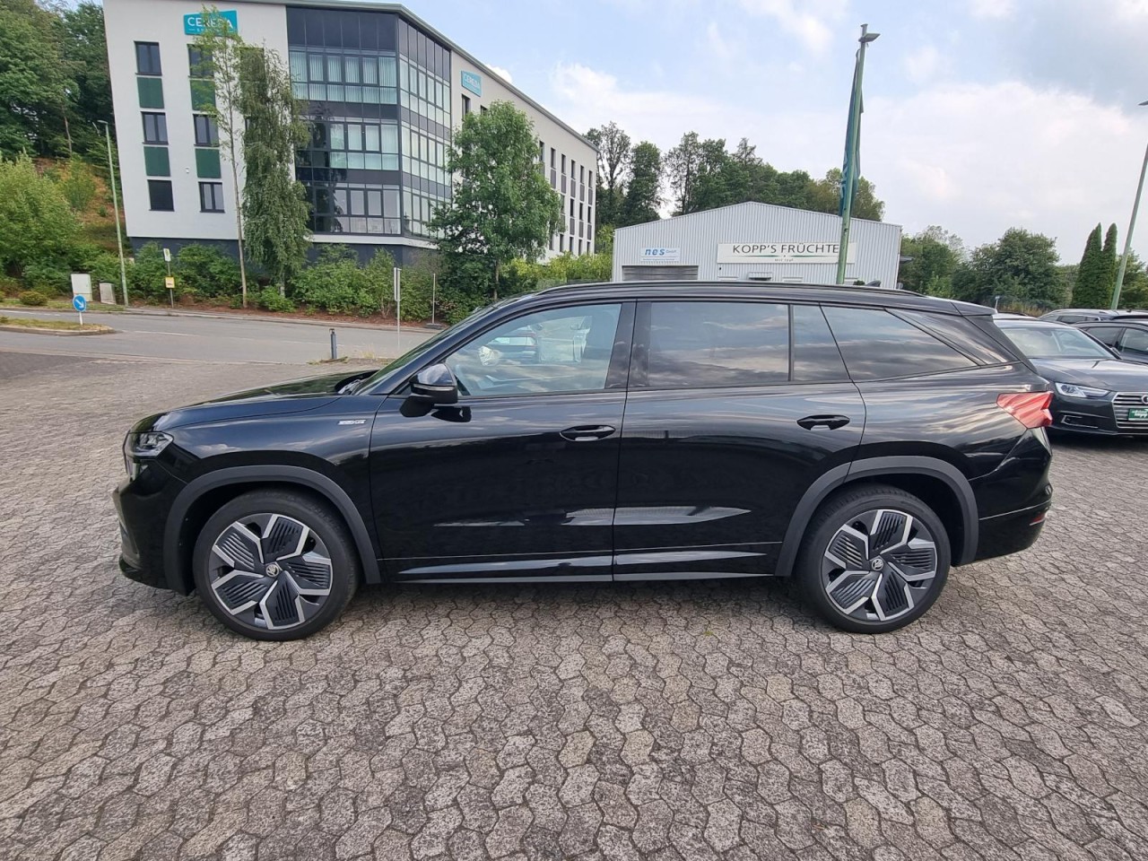 Kodiaq 2.0 TDI DSG Sportline 4×4 NAVI AHK STHZ - Bild 27