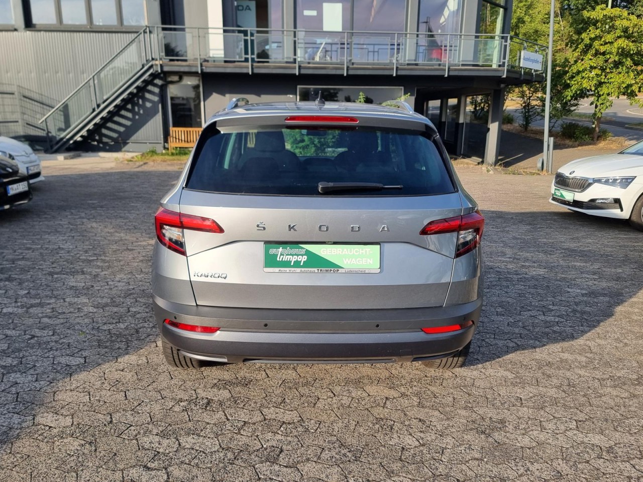 Karoq 1.5 TSI ACT Clever AHK KAM NAV LED KLIMA - Bild 2
