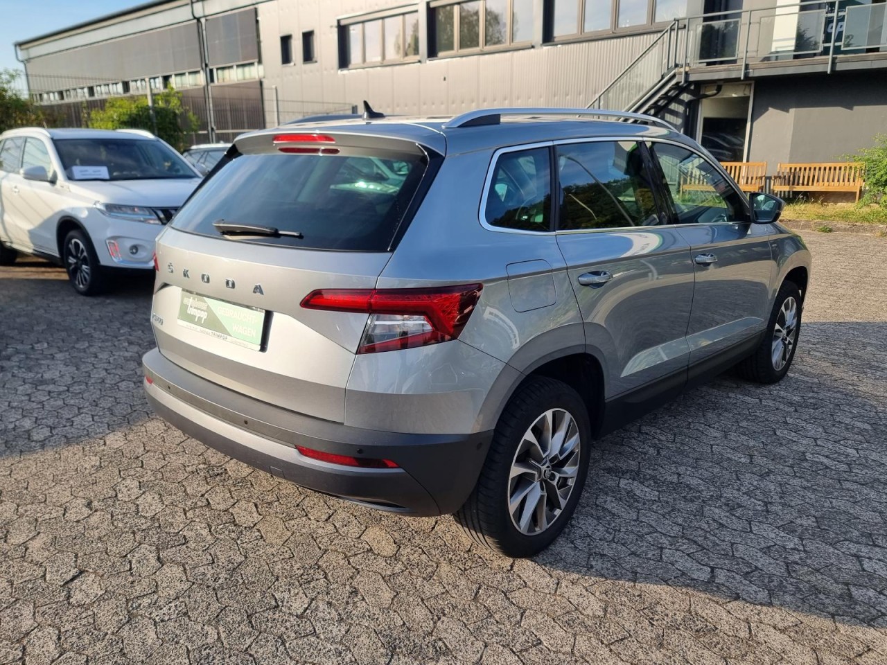 Karoq 1.5 TSI ACT Clever AHK KAM NAV LED KLIMA - Bild 25