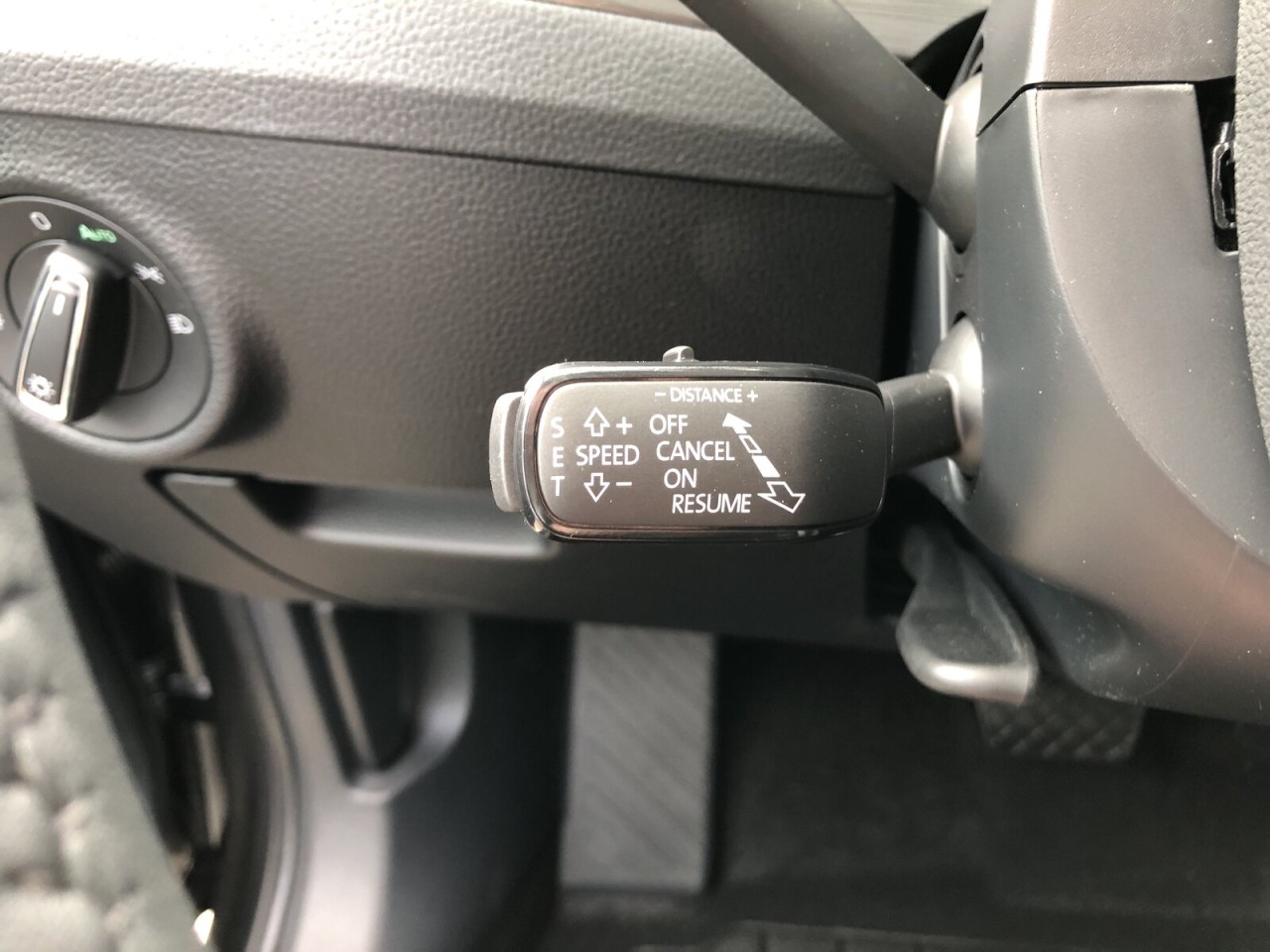 Skoda Superb Cb. STYLE 2.0 TDI DSG AHK+NAVI+ACC+MATRIX