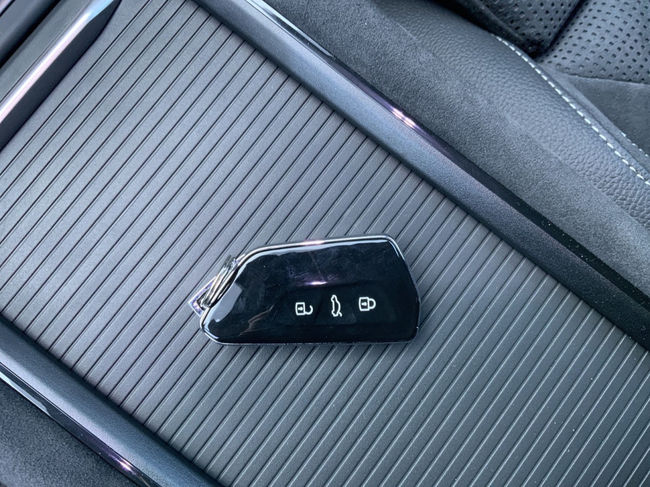 Skoda Kodiaq SPORTLINE 2.0TDI DSG 4x4 AHK+NAVI+ACC+DCC