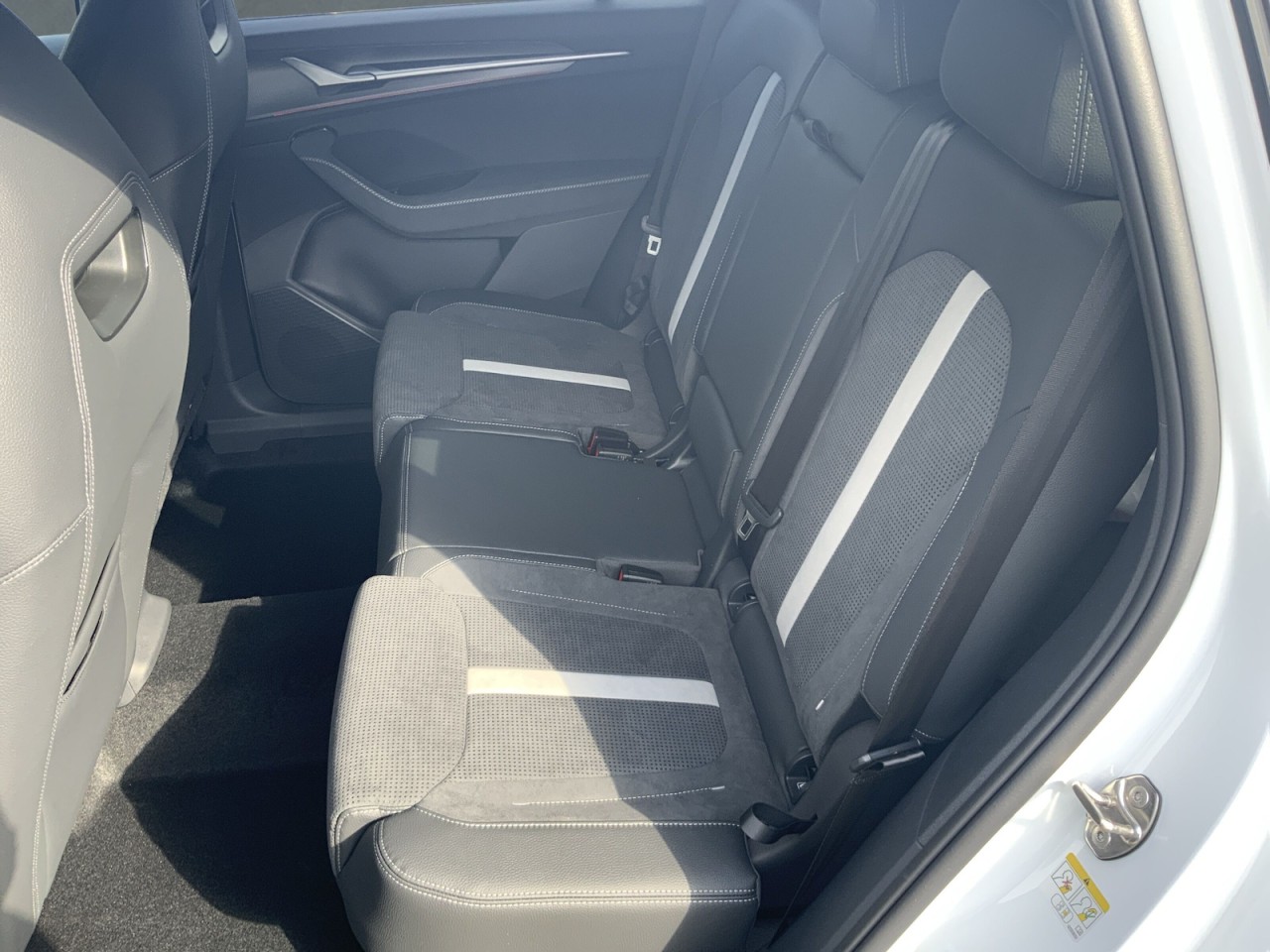 Skoda Kodiaq iV SPORTLINE 1.5 TSI DSG AHK+ACC+DCC+NAVI