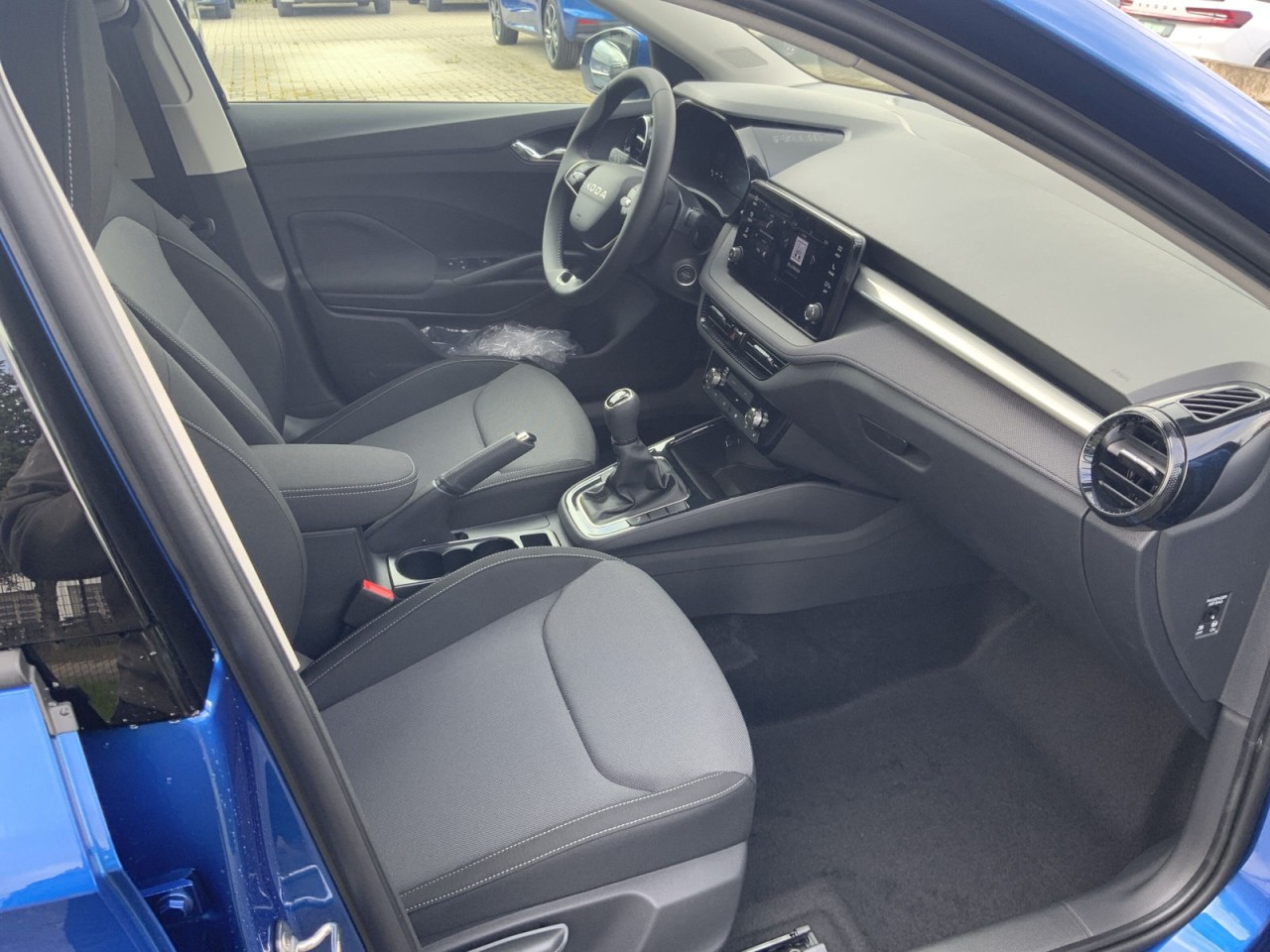 Skoda Fabia BALANCE 1.0TSI WSS BEHEIZT+SHZ+5J-GARANTIE