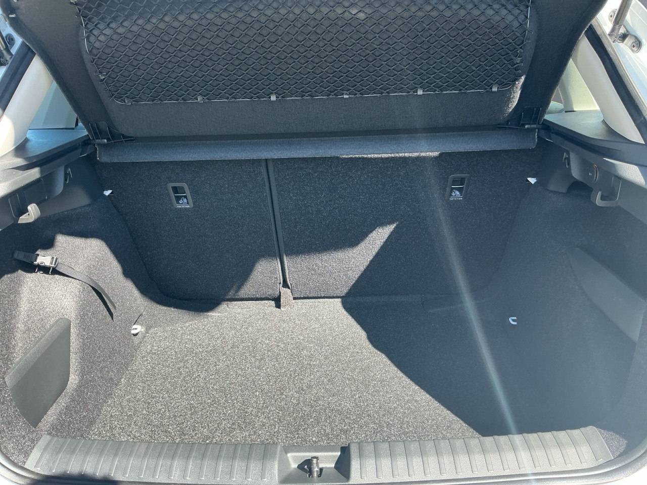 Skoda Kamiq SELECTION 1.0TSI ALU+PDC+SHZ+SMARTLINK+GRA