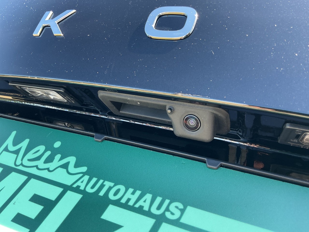 Skoda Karoq BALANCE 2.0 TDI DSG 4x4+AHK+NAVI+MATRIX+VC