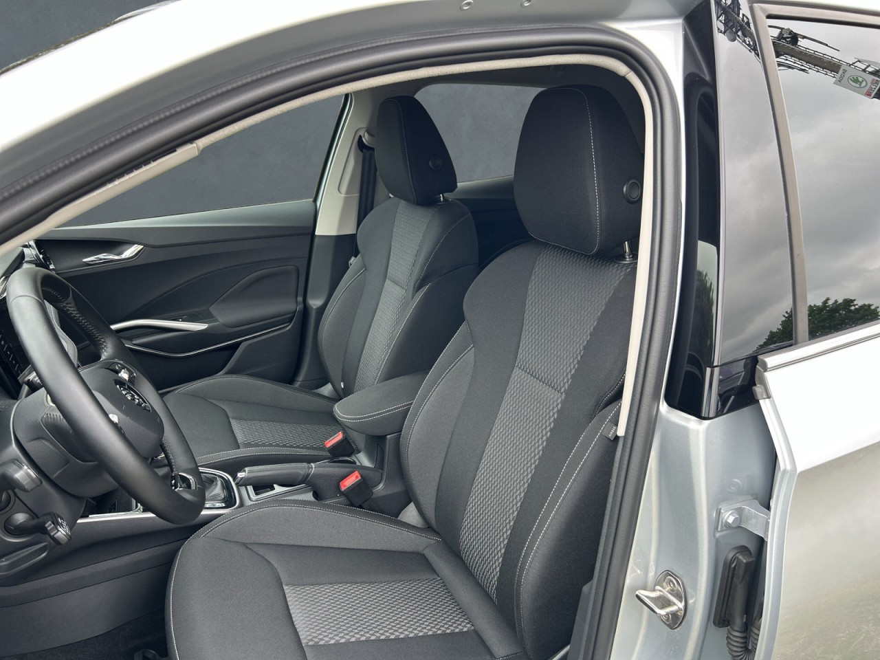 Skoda Fabia STYLE 1.5 TSI DSG AHK+NAVI+WSS BEHEIZT+ACC