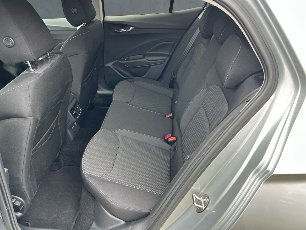 Skoda Fabia STYLE 1.5 TSI DSG AHK+NAVI+WSS BEHEIZT+ACC