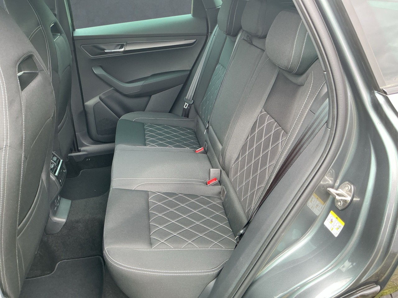Skoda Karoq SPORTLINE 2.0TDI DSG 4x4 AHK+NAVI+STANDHZG