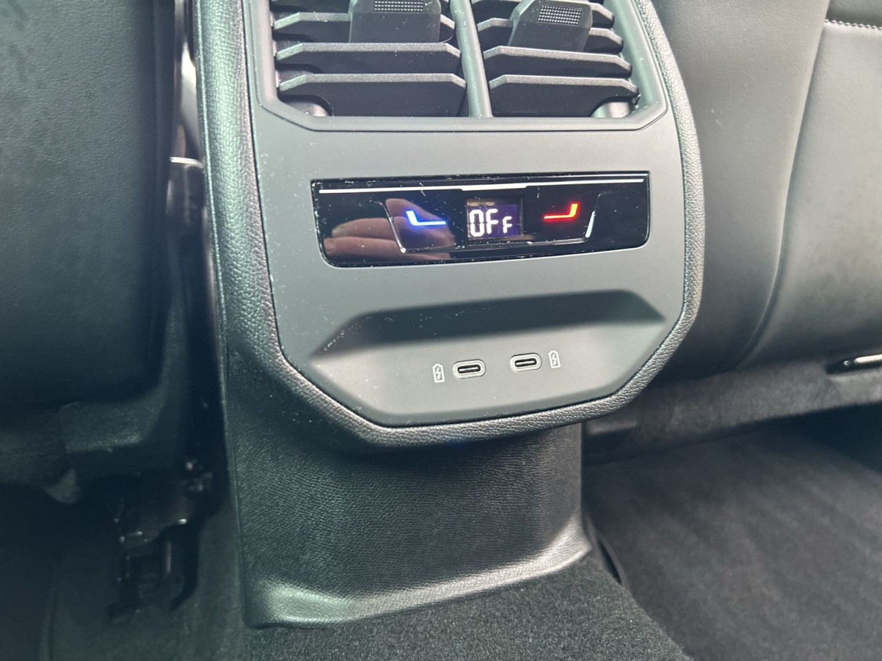 Cupra Formentor 1.5 TSI DSG AHK+NAVI+ACC+DCC+PLA+BEATS