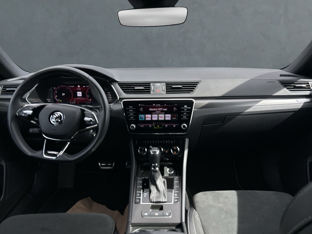 Skoda Superb Cb. SPORTLINE 1.5TSI DSG AHK+NAVI+ACC+DCC
