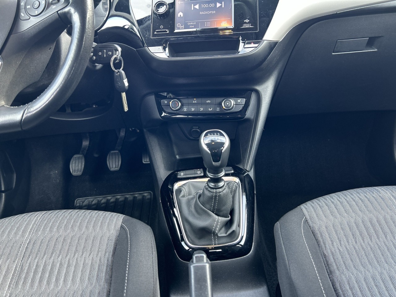 Opel Corsa F EDITION 1.2T KLIMA+PDC+SHZ+LENKRADHZG.