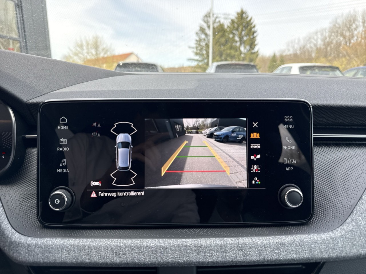 Skoda Scala TOUR 1.0TSI DSG MATRIX+WSS BEHEIZT+SHZ+PDC
