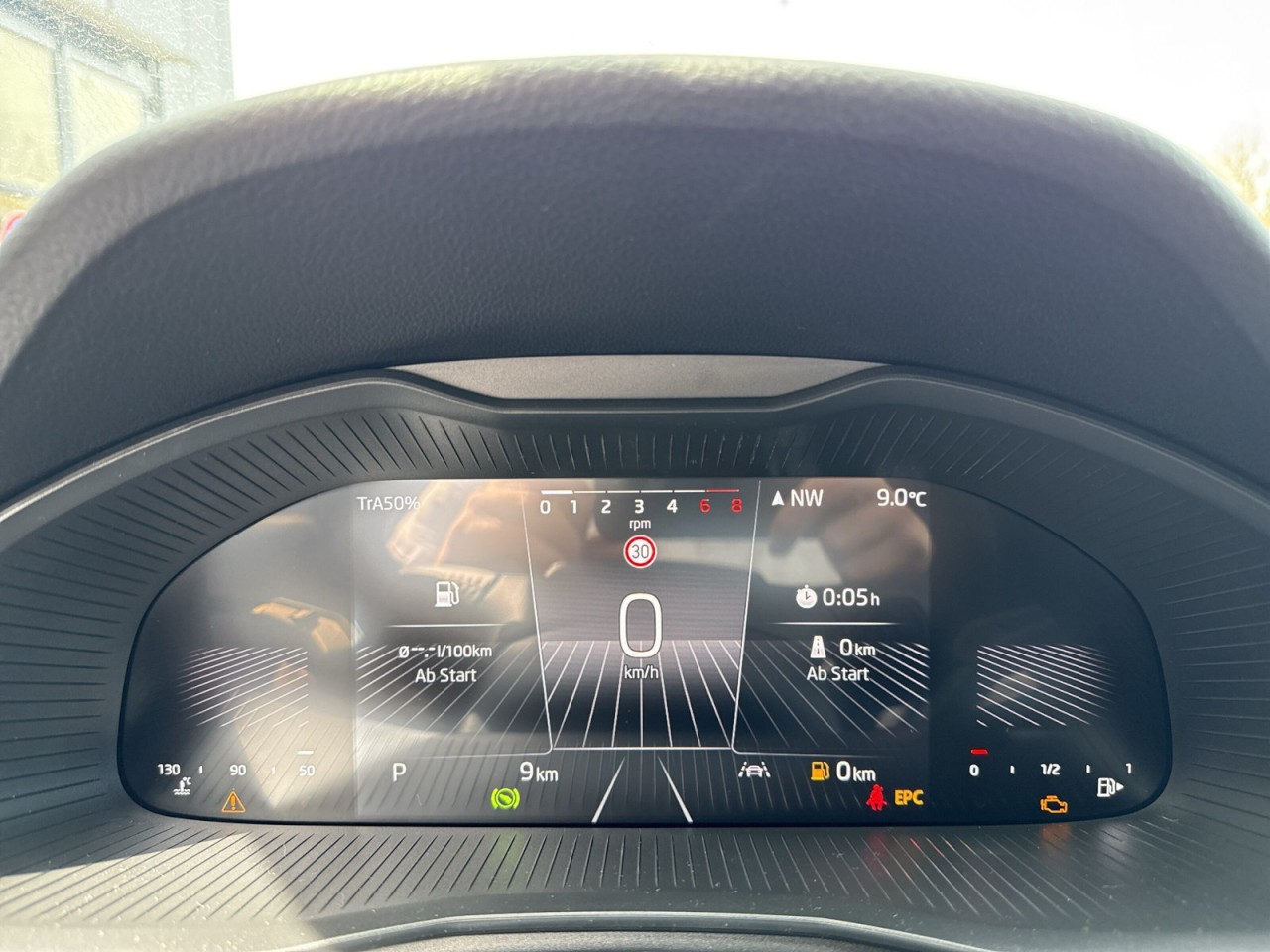 Skoda Scala TOUR 1.0TSI DSG MATRIX+WSS BEHEIZT+SHZ+PDC