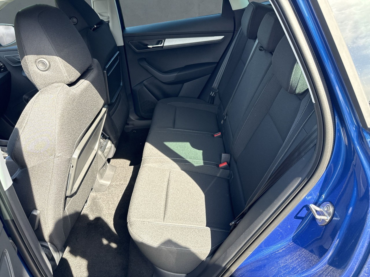 Skoda Karoq BALANCE 1.5 TSI DSG AHK+NAVI+MATRIX+ACC+VC