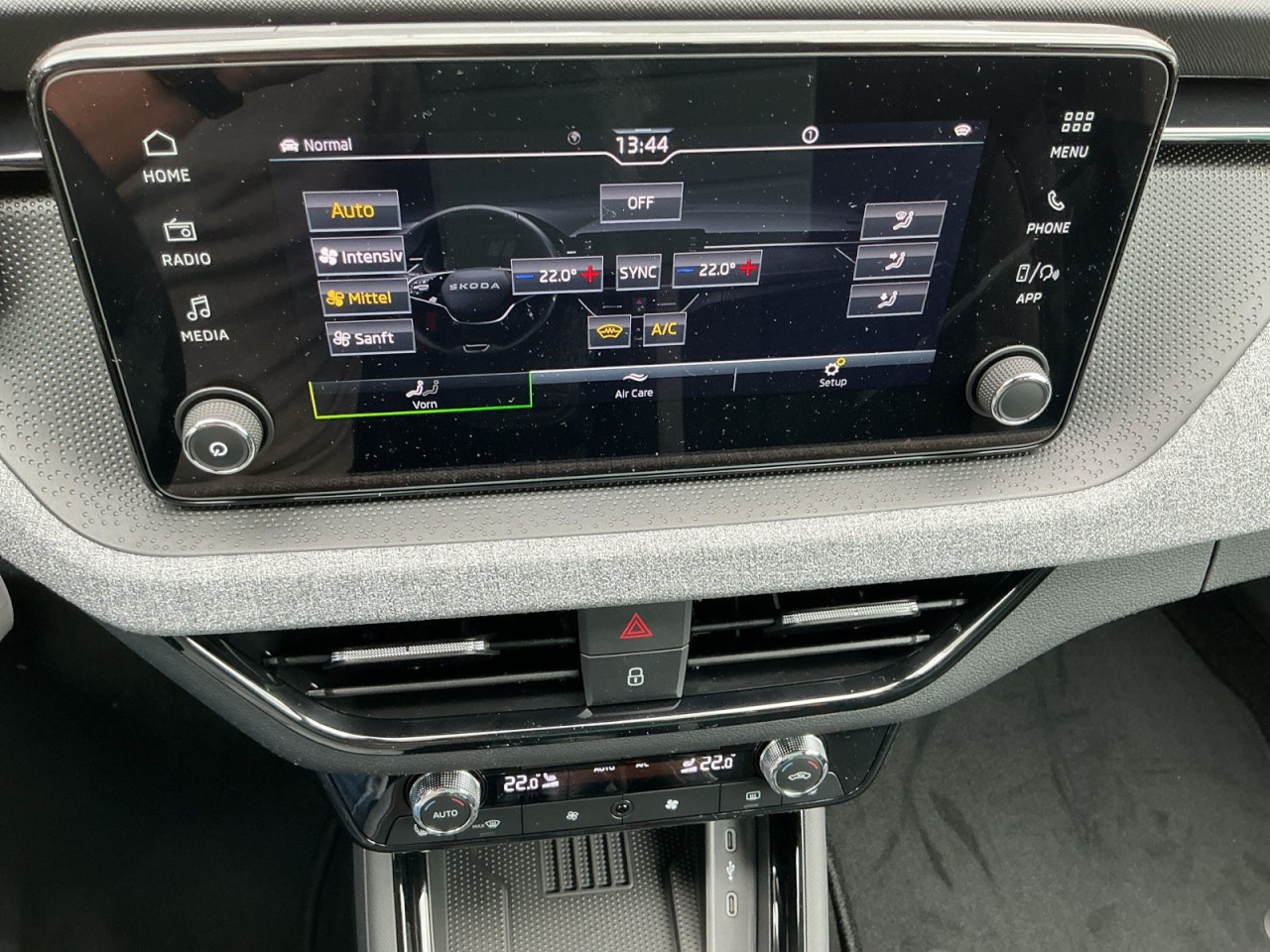 Skoda Kamiq TOUR 1.0 TSI DSG MATRIX+WSS-BEHEIZT+KESSY