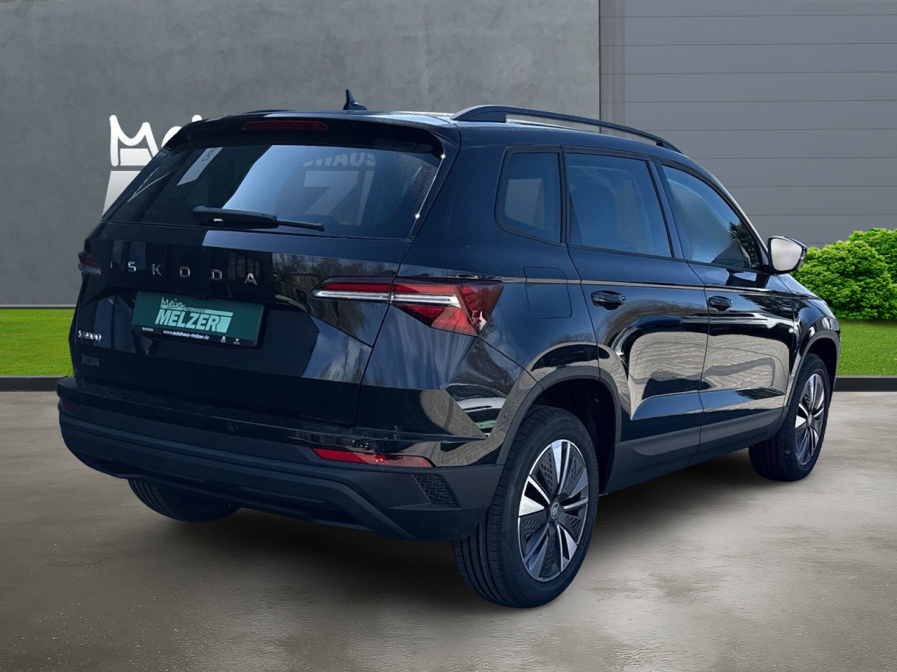 Skoda Karoq TOUR 1.5 TSI DSG AHK+MATRIX+VARIO-FLEX+PDC