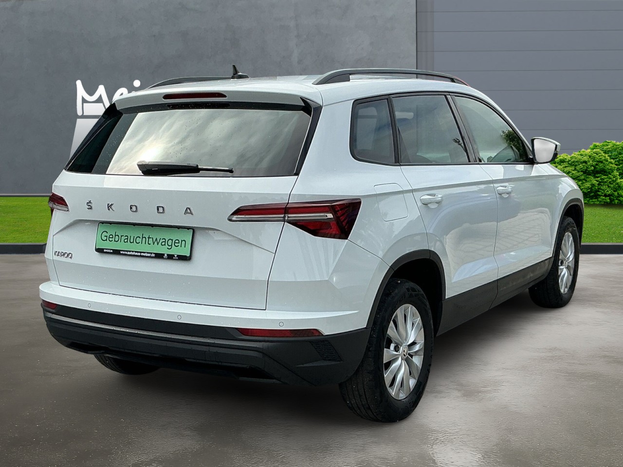Skoda Karoq AMBITION 1.5TSI DSG AHK+SHZ+ALU+SMART-LINK
