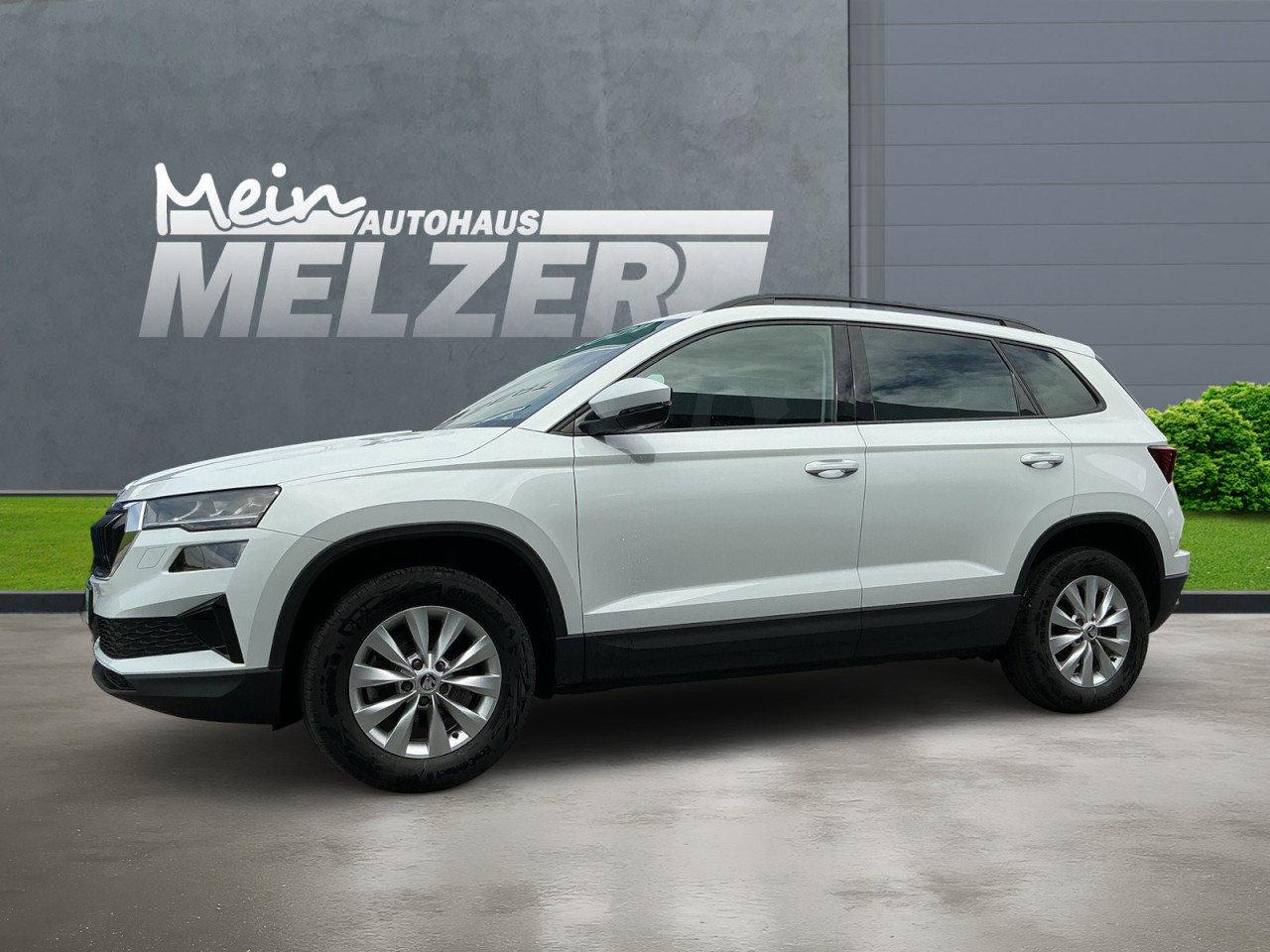 Skoda Karoq AMBITION 1.5TSI DSG AHK+SHZ+ALU+SMART-LINK