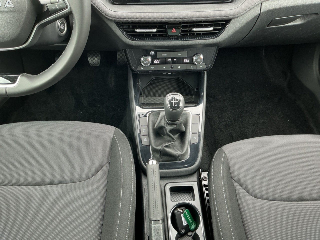 Skoda Fabia BALANCE 1.0MPI WSS BEHEIZT+SHZ+5J-GARANTIE