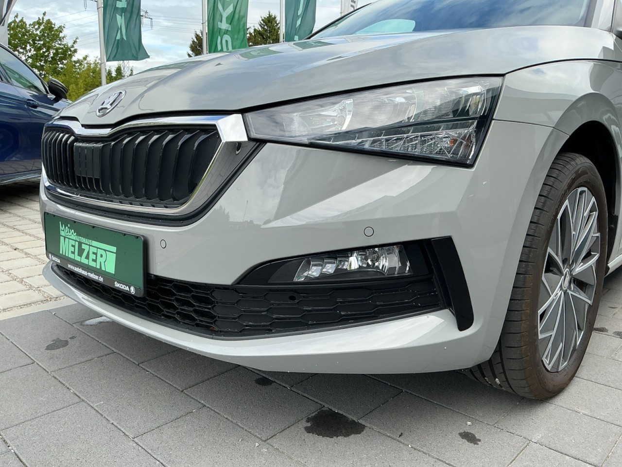 Skoda Scala TOUR 1.0TSI AHK+NAVI+PDC+SHZ+SMART-LINK+VC
