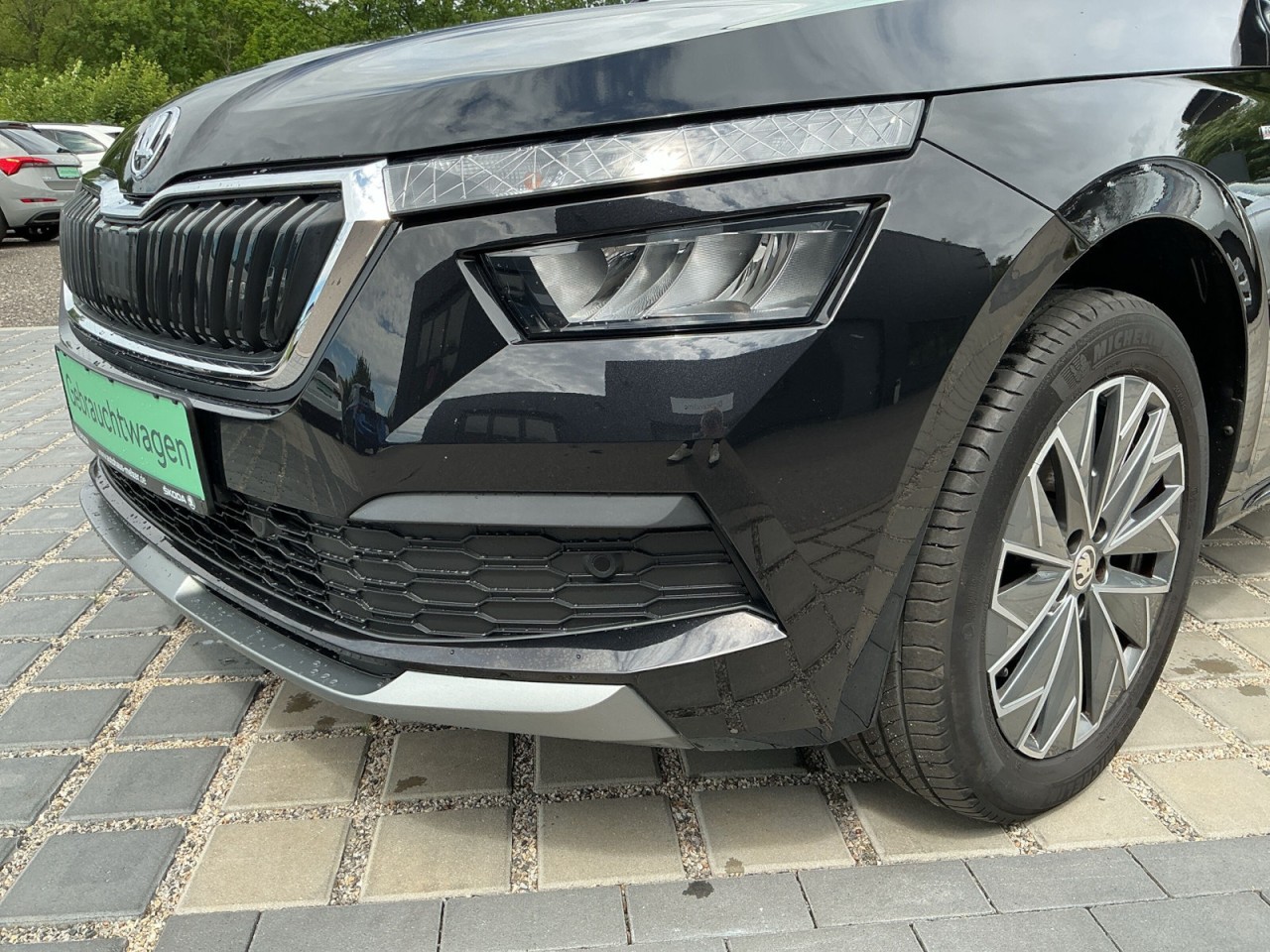 Skoda Kamiq TOUR 1.0 TSI DSG NAVI+PDC+SHZ+WSS BEHEIZT