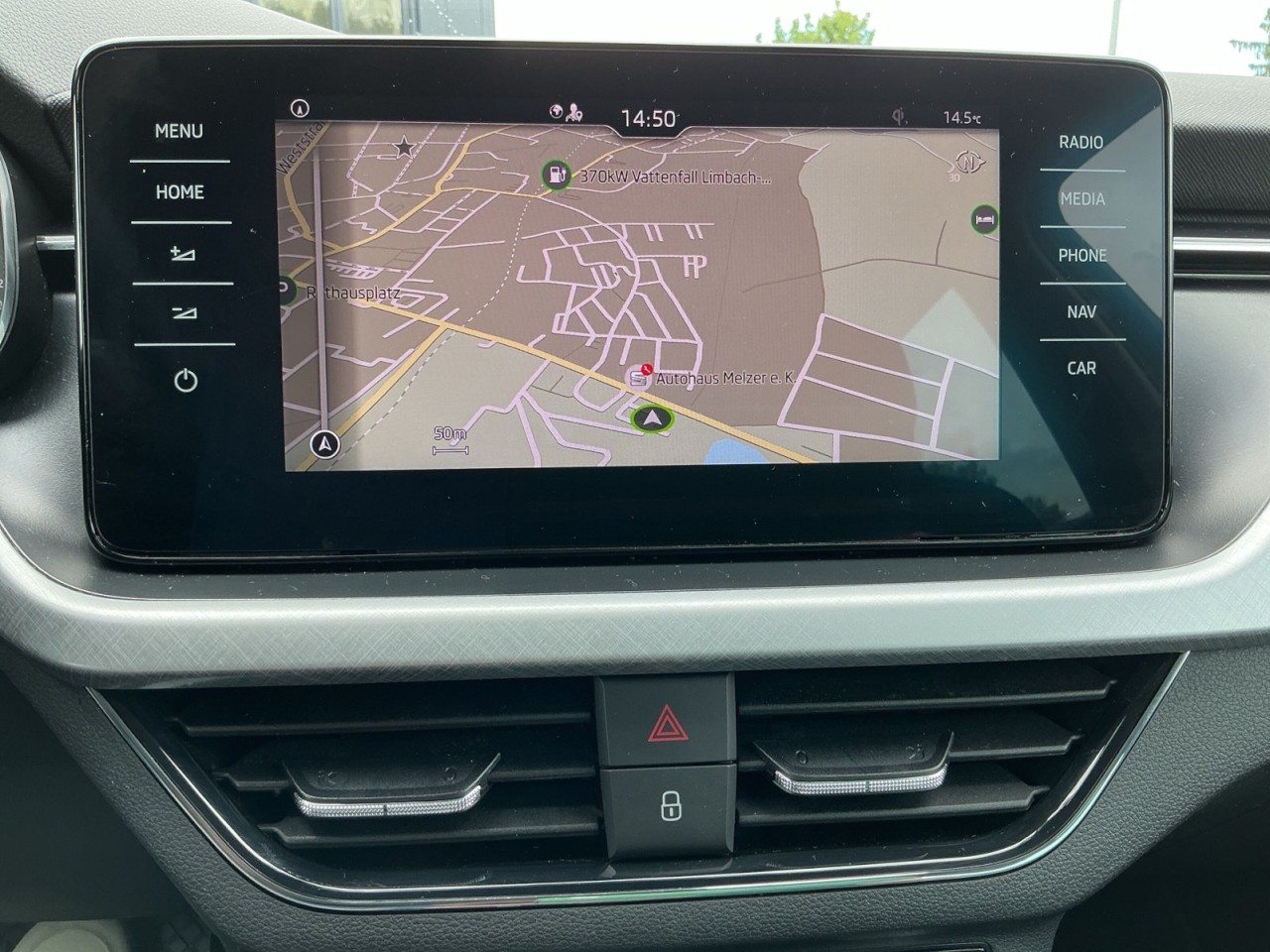 Skoda Kamiq TOUR 1.0 TSI DSG NAVI+PDC+SHZ+WSS BEHEIZT