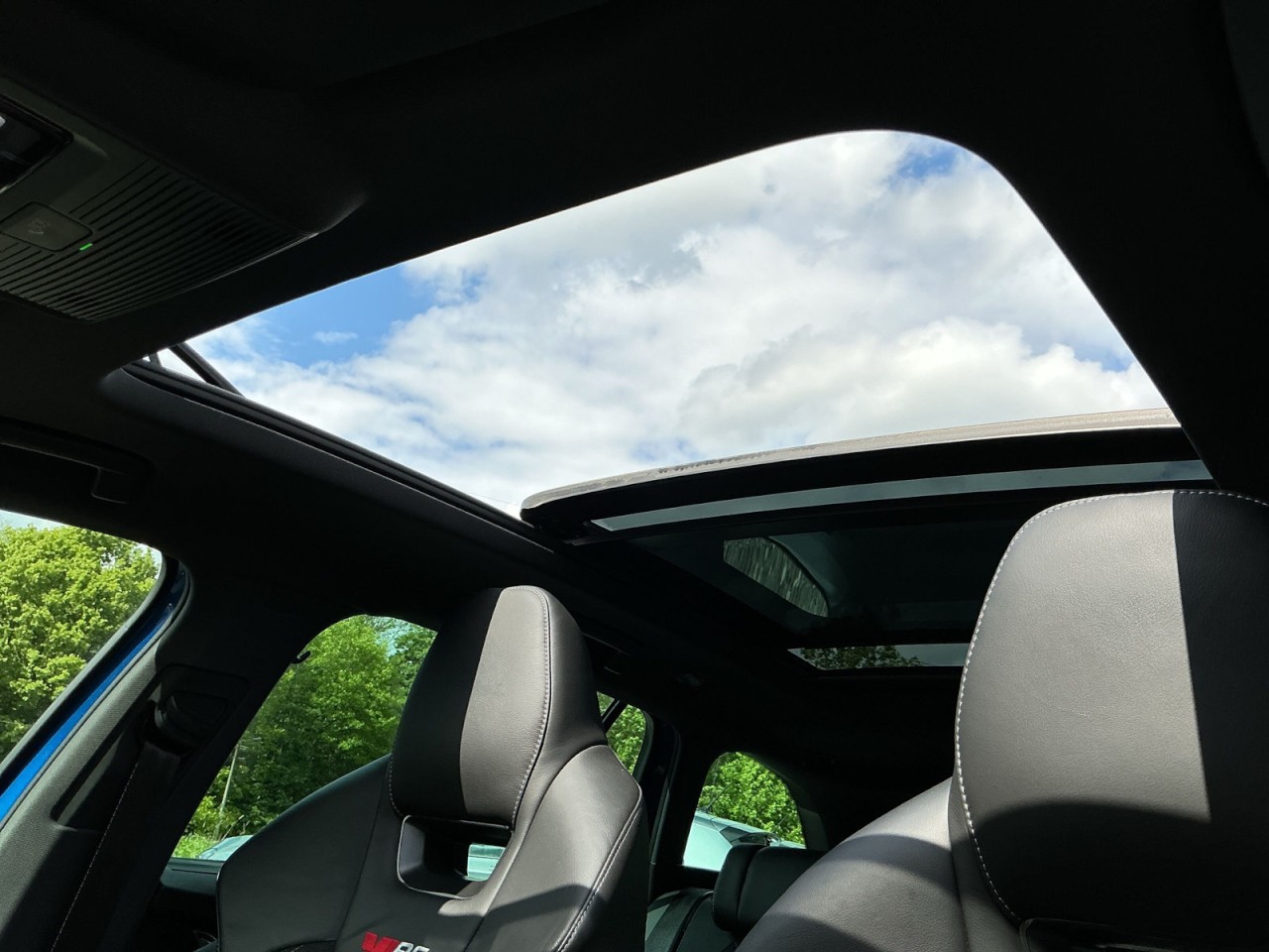 Skoda Octavia Cb. RS+ 2.0TSI DSG AHK+NAVI+PANO+HuD+ACC