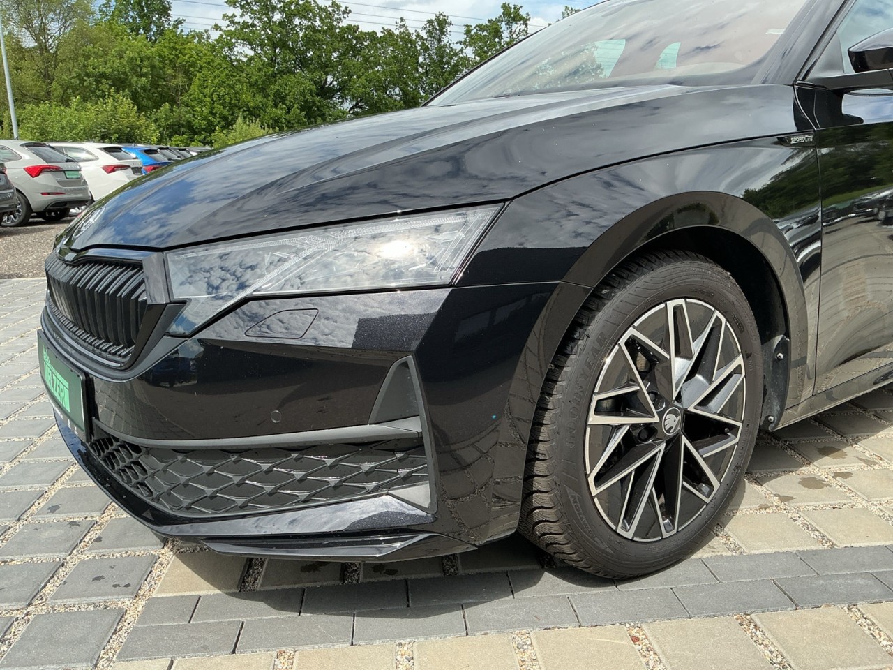 Skoda Octavia Cb. SPORTLINE 1.5eTSI DSG AHK+MATRIX+ACC