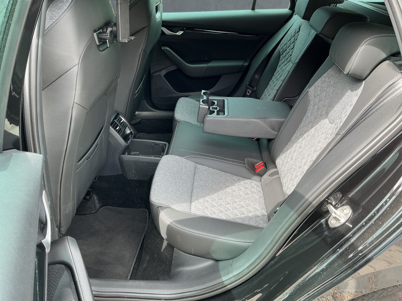 Skoda Octavia Cb. SPORTLINE 1.5eTSI DSG AHK+MATRIX+ACC