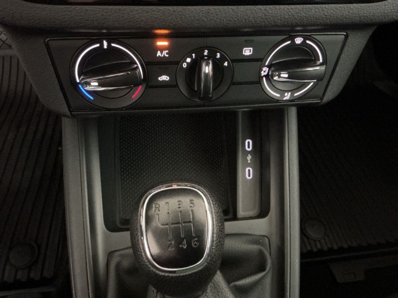 Skoda Scala COOL PLUS 1.0 TSI KLIMA+LED+ALU+NSW+DAB