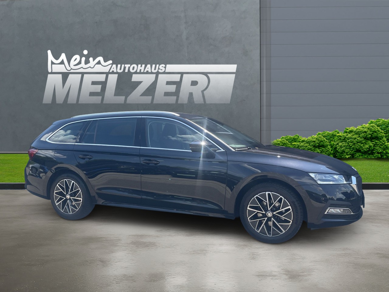 Skoda Octavia Cb. STYLE 1.5 eTSI DSG AHK+MATRIX+4xSHZ