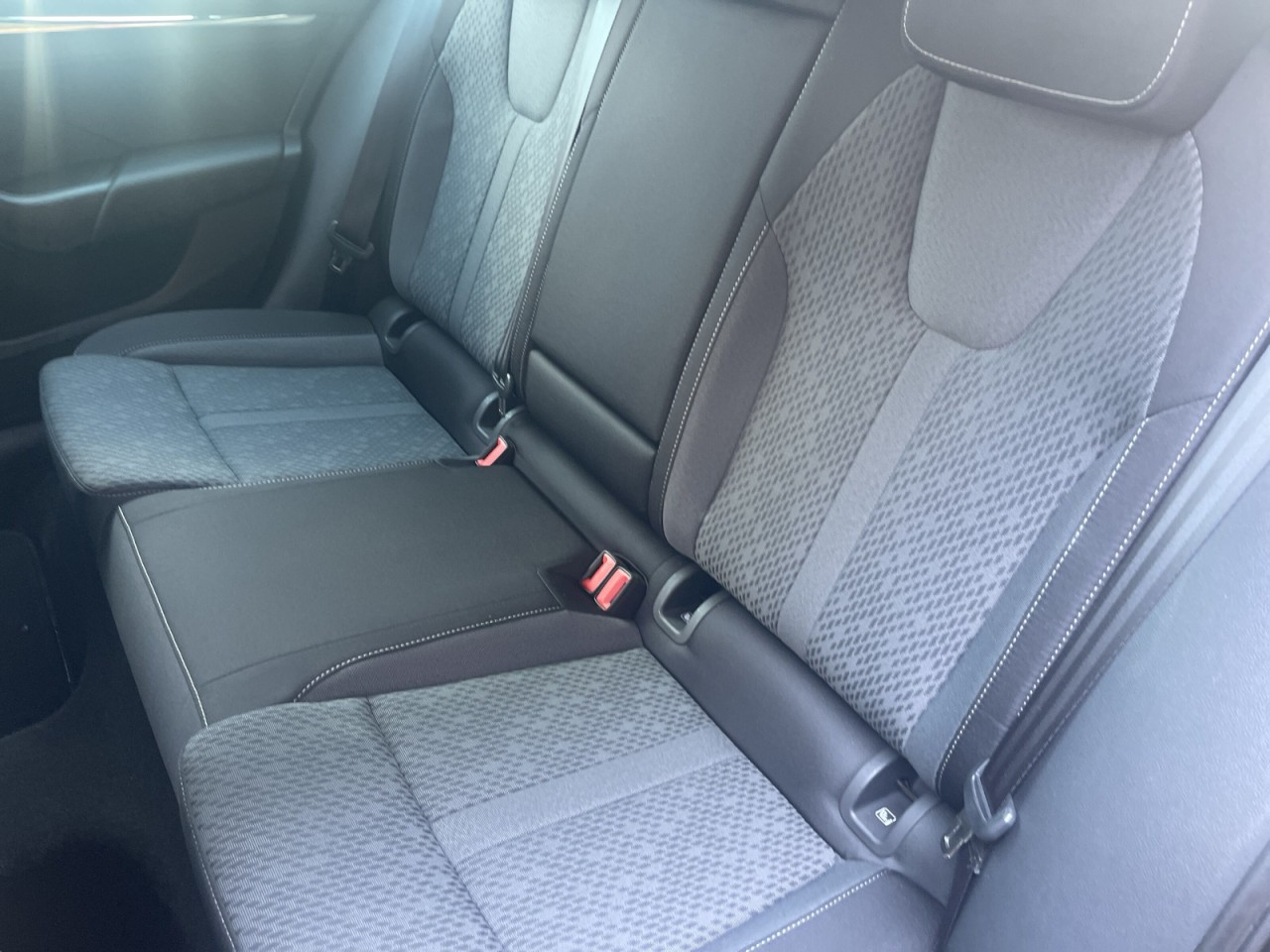Skoda Octavia Cb. STYLE 1.5 eTSI DSG AHK+MATRIX+4xSHZ