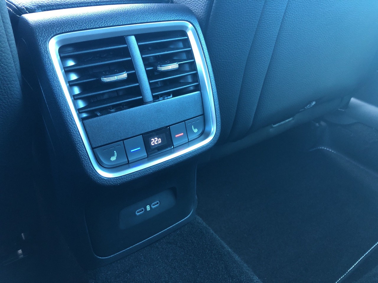 Skoda Octavia SELECTION 1.5eTSI DSG AHK+NAVI+ACC+4xSHZ