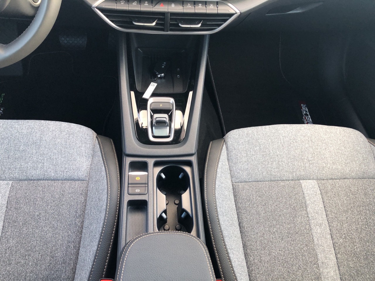 Skoda Octavia SELECTION 1.5eTSI DSG AHK+NAVI+ACC+4xSHZ