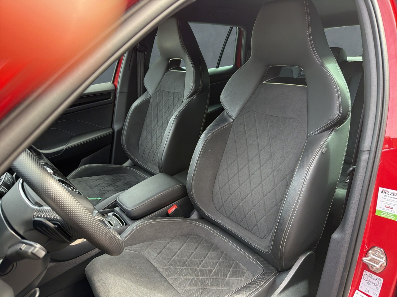 Skoda Kodiaq SPORTLINE 1.5TSI DSG MATRIX+4xSHZ+PDC+DCC